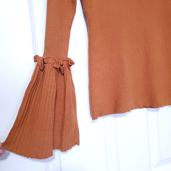 Chicwish knit turtleneck flare bell ruffle sleeves burnt orange ribbed S small - Picture 4 of 11